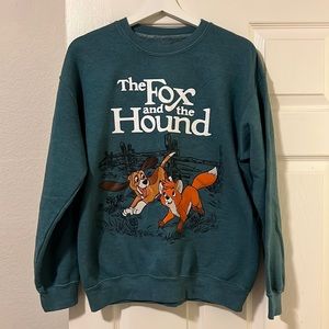 NWOT - Official Disney Merchandise - The Fox and the Hound Crewneck Size M
